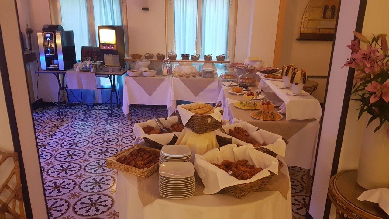 Hotel Arabesque Varigotti Kültér fotó