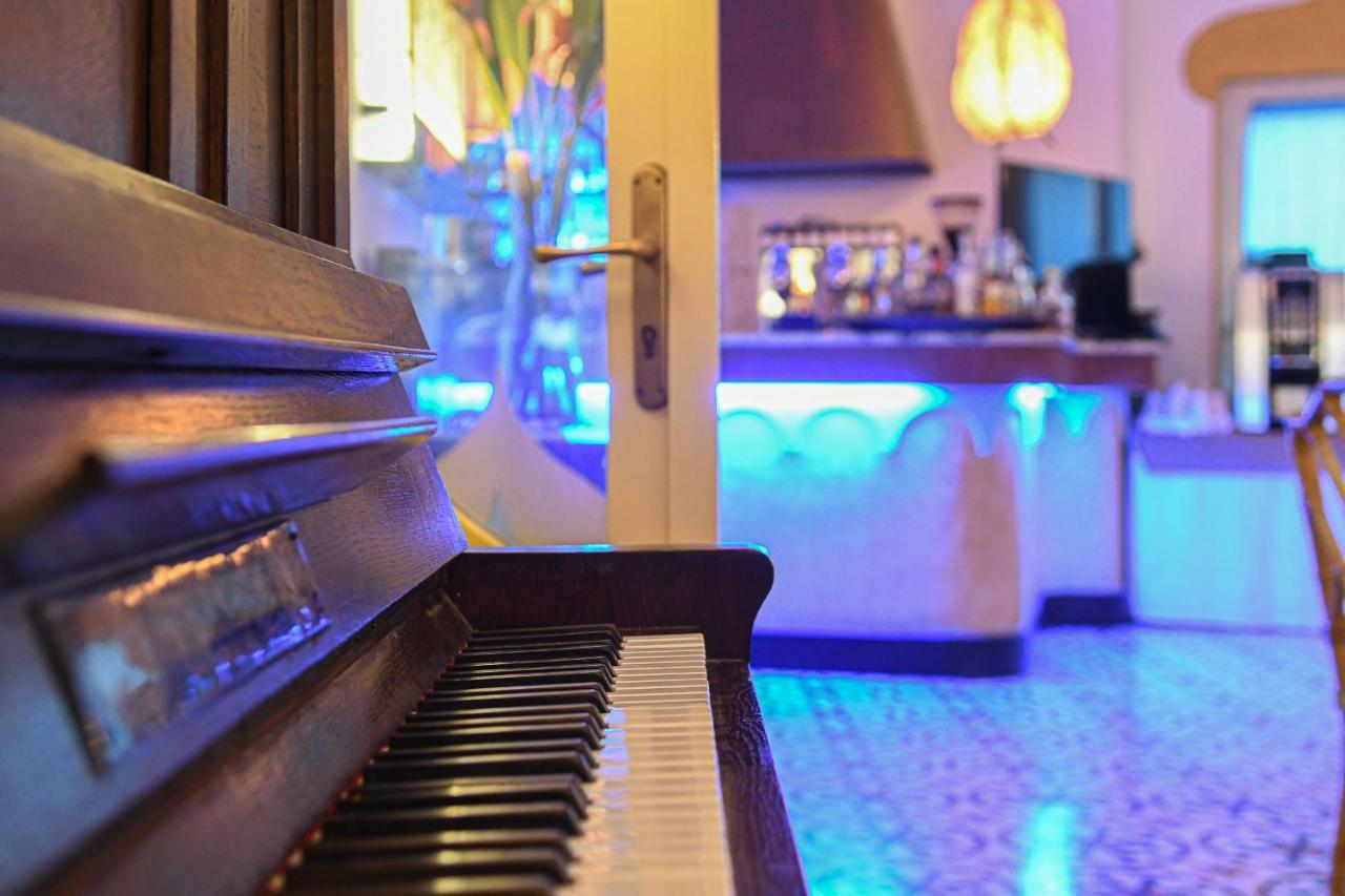 Hotel Arabesque Varigotti Kültér fotó