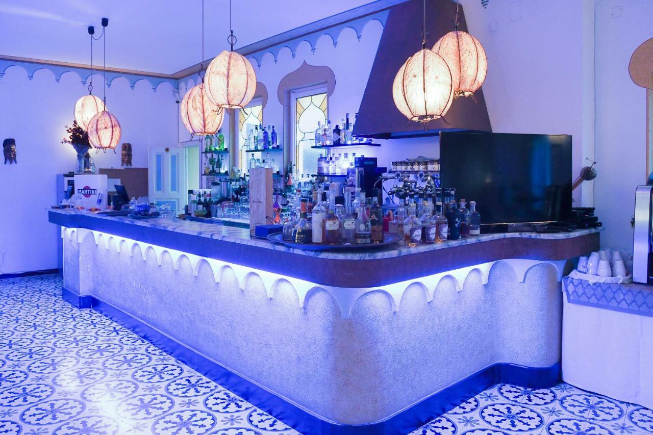 Hotel Arabesque Varigotti Kültér fotó