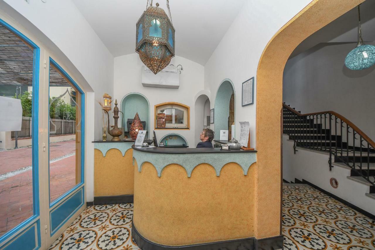 Hotel Arabesque Varigotti Kültér fotó