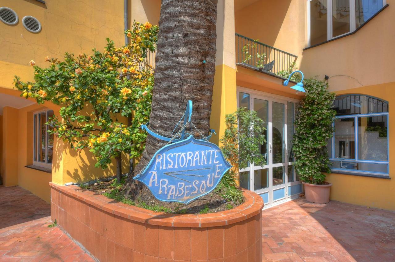 Hotel Arabesque Varigotti Kültér fotó