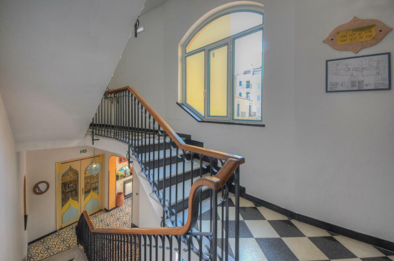 Hotel Arabesque Varigotti Kültér fotó