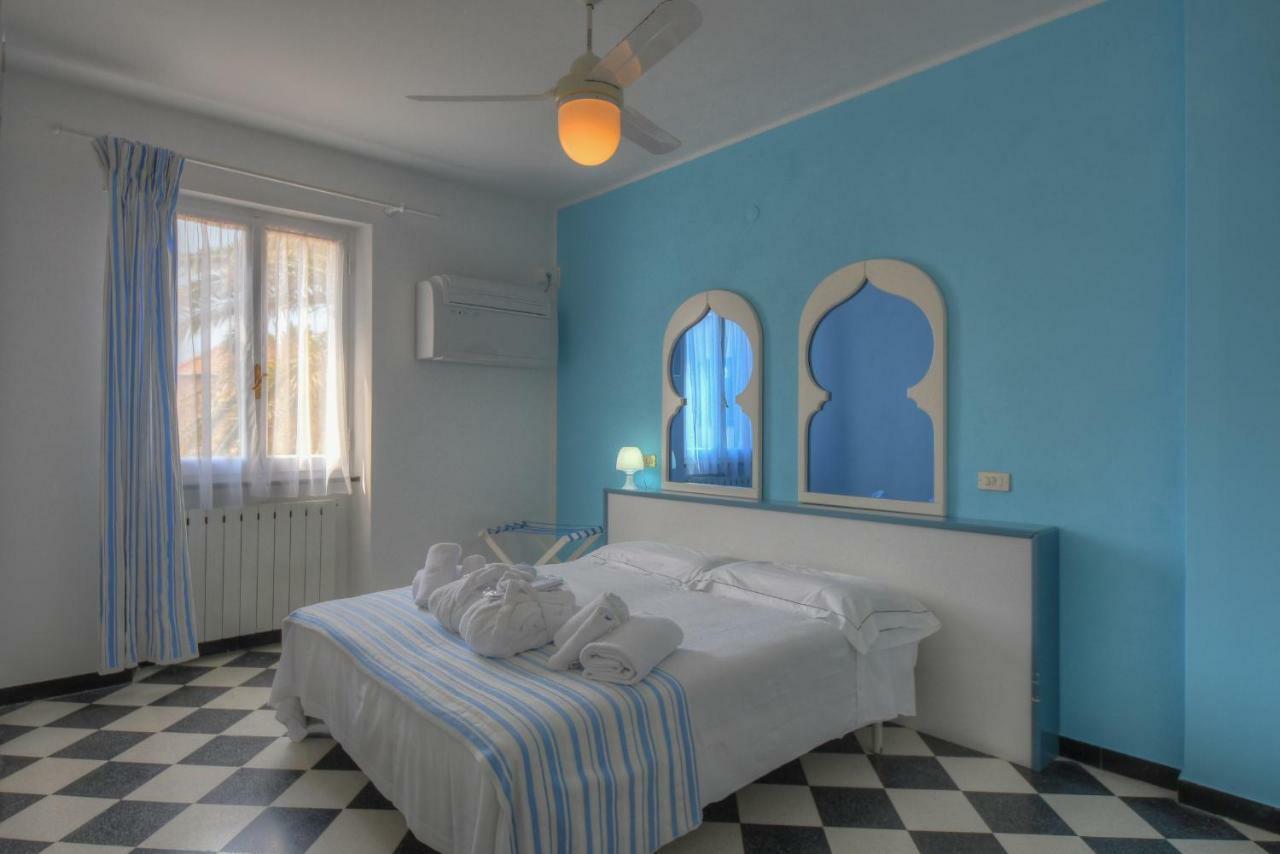 Hotel Arabesque Varigotti Kültér fotó