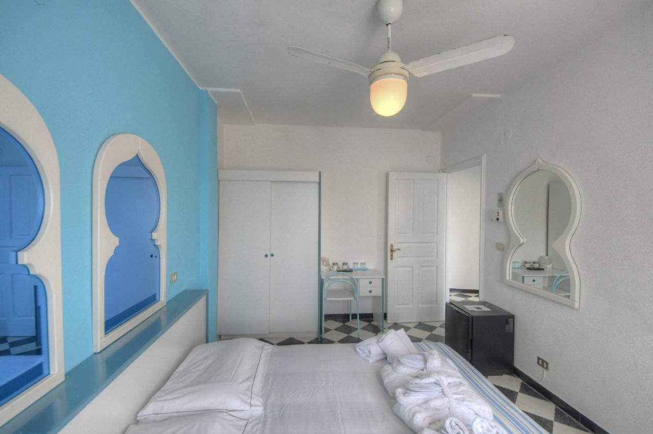 Hotel Arabesque Varigotti Kültér fotó